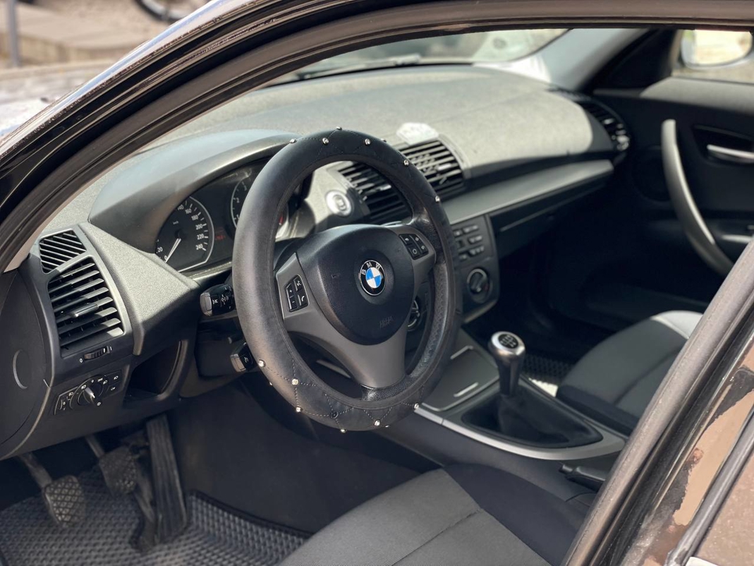 BMW 116i (E87)