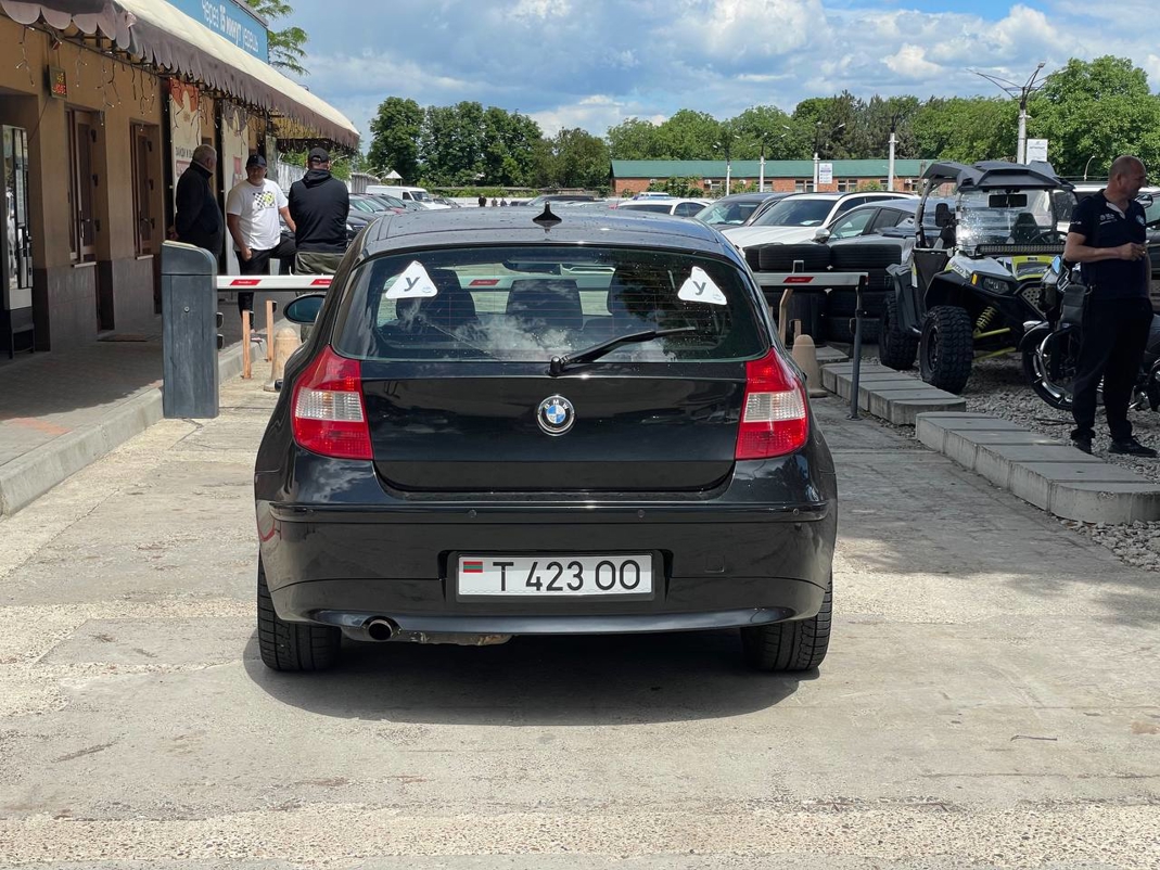 BMW 116i (E87)