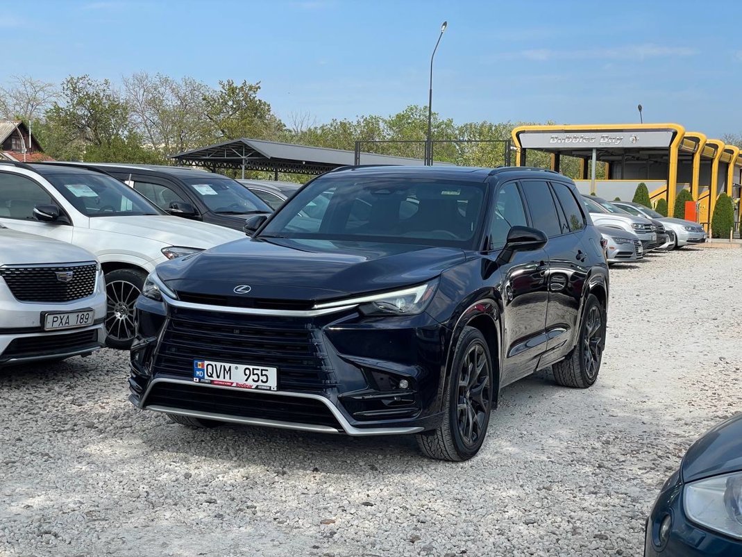 Lexus TX500h
