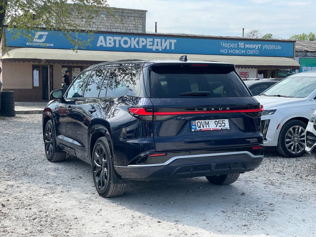Lexus TX500h
