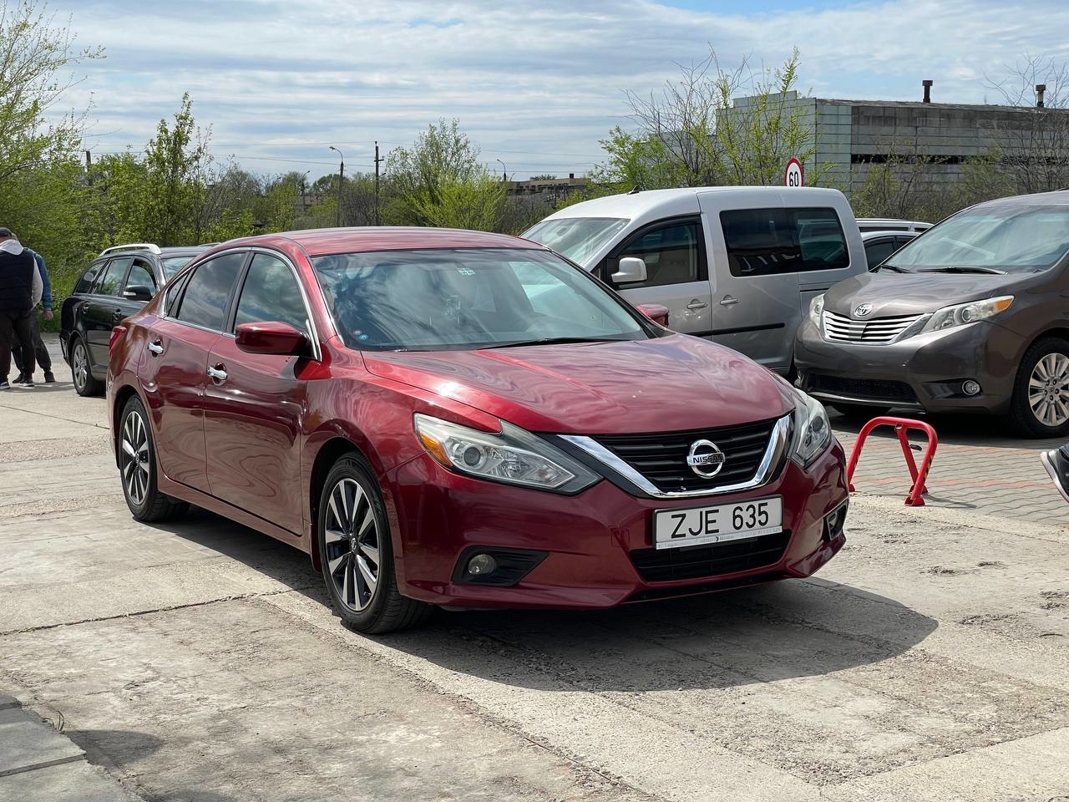 Nissan Altima
