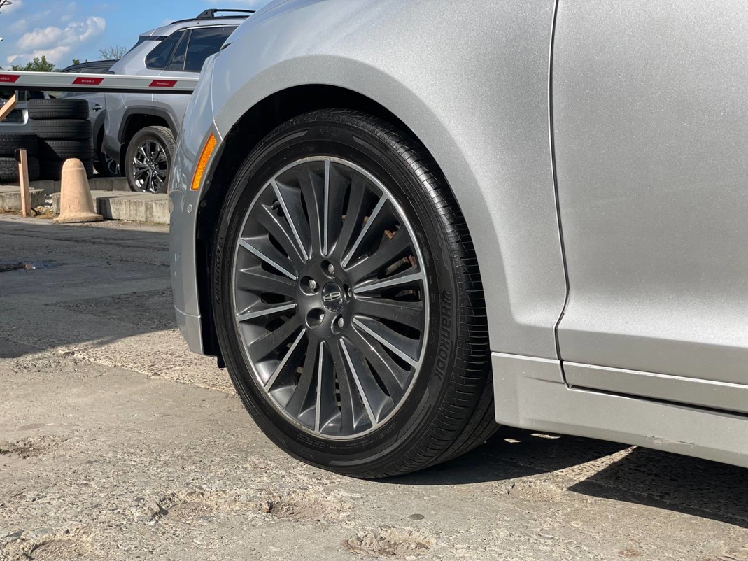 Lincoln MKZ