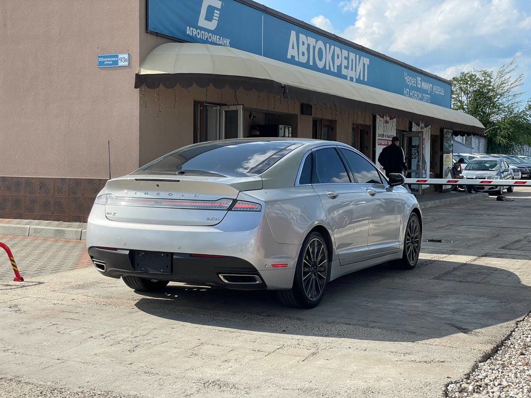 Lincoln MKZ