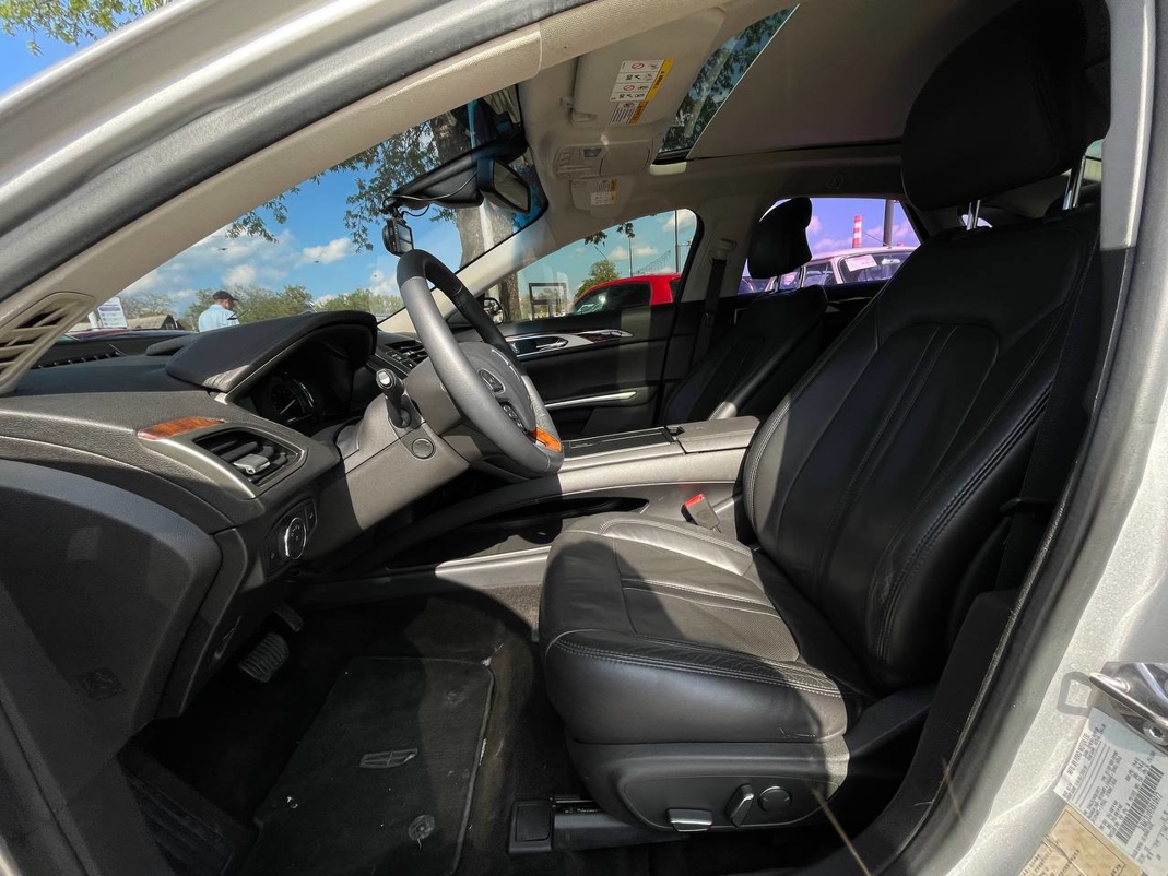 Lincoln MKZ