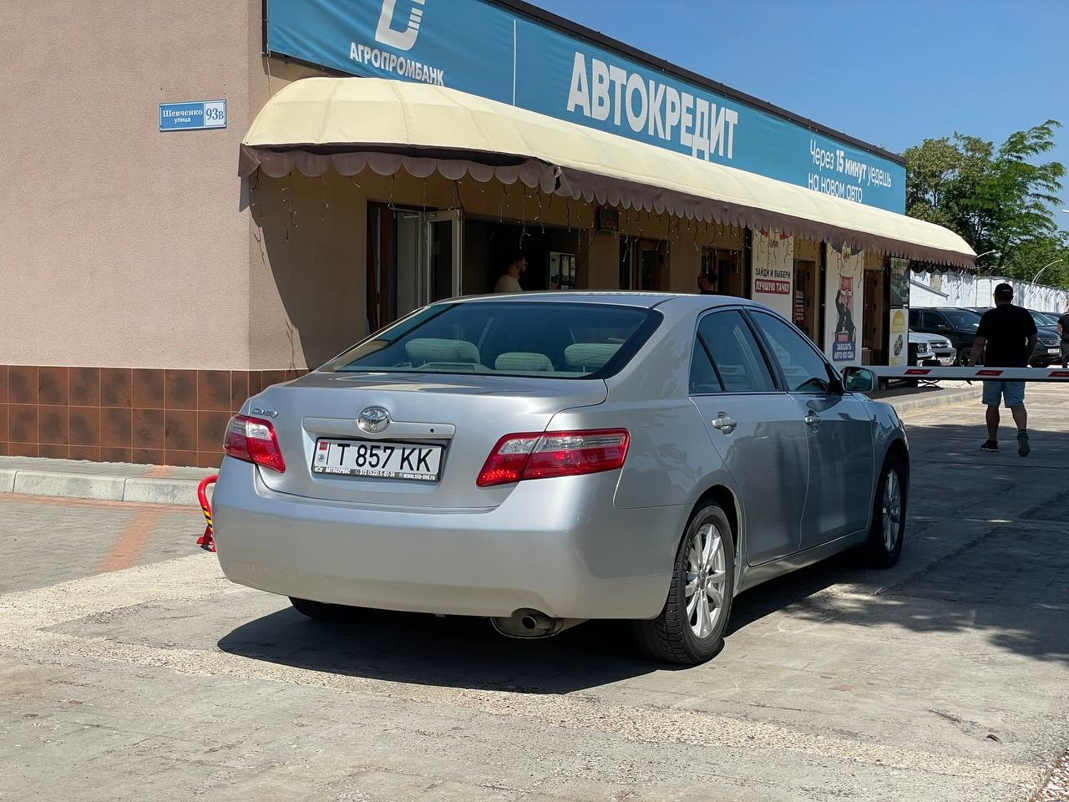 Toyota Camry 40