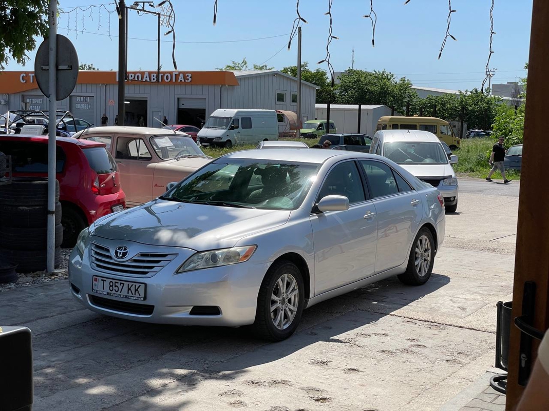 Toyota Camry 40