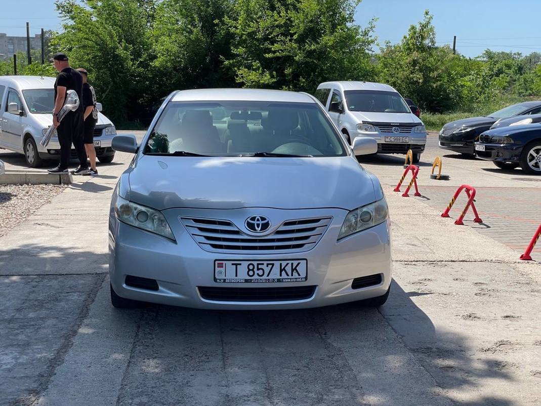 Toyota Camry 40