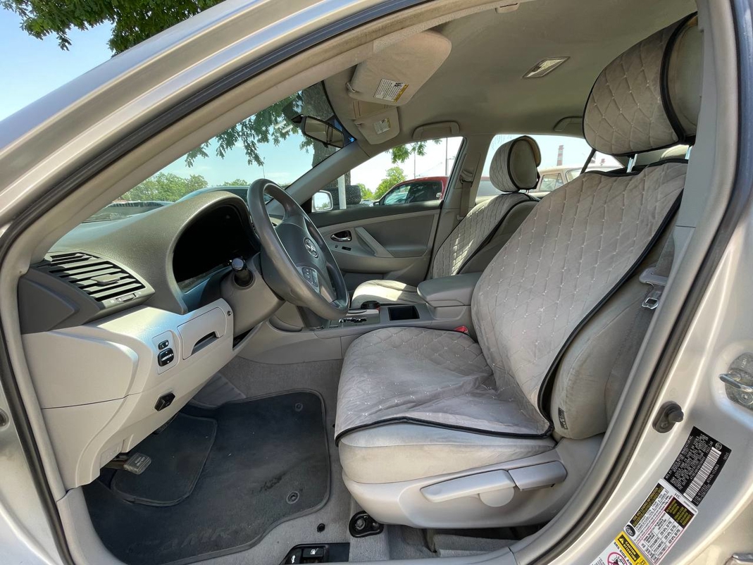 Toyota Camry 40