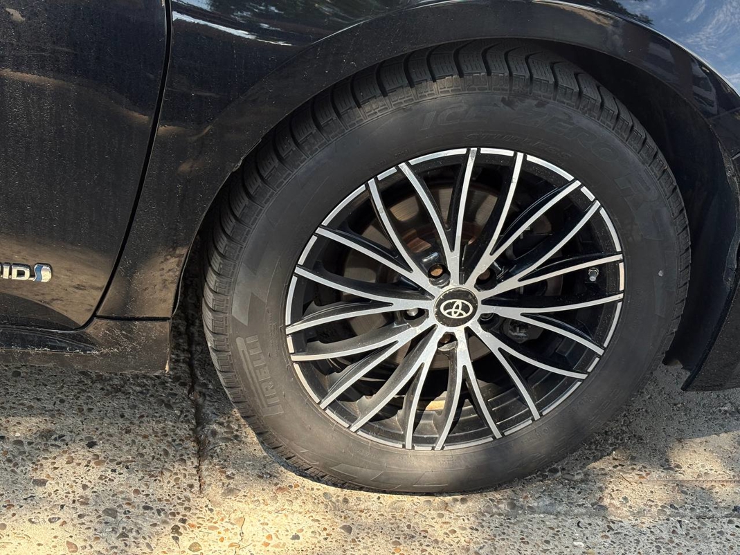 Toyota Avalon Hybrid