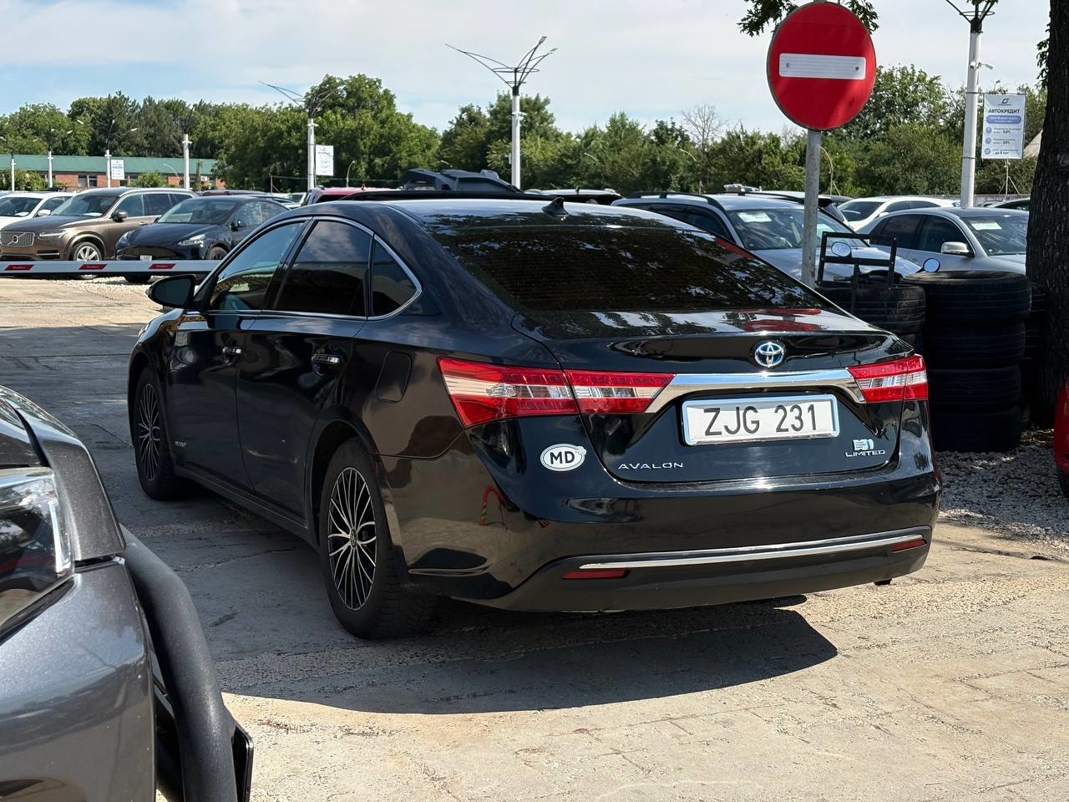 Toyota Avalon Hybrid