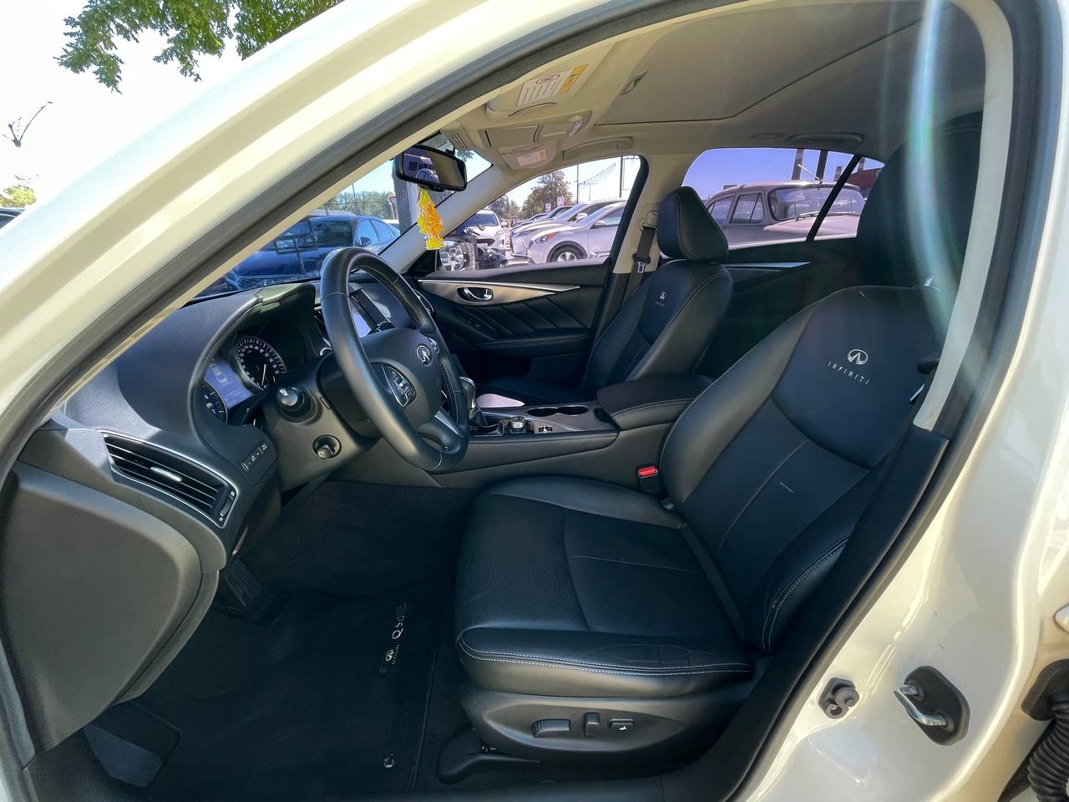 Infiniti Q50