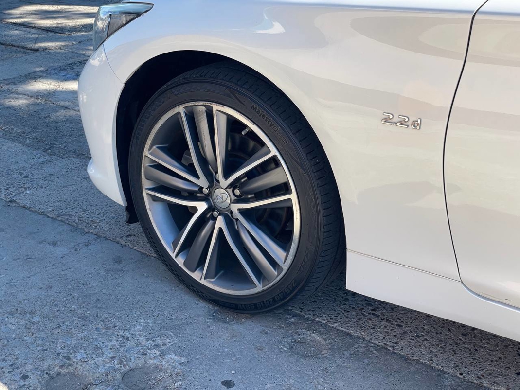 Infiniti Q50