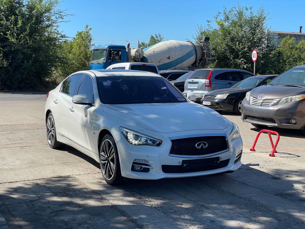 Infiniti Q50