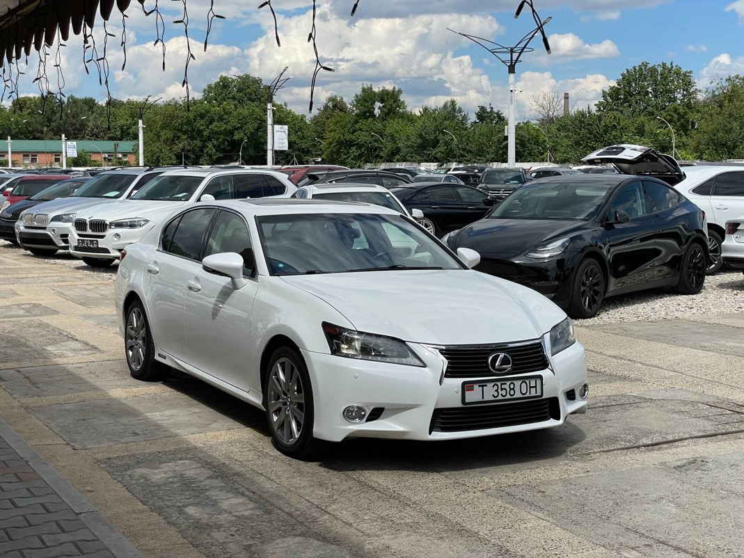 Lexus GS450h