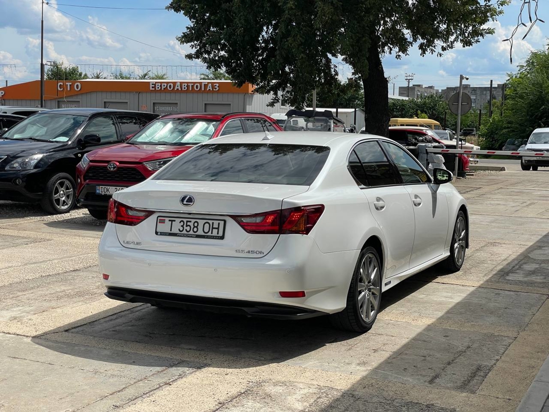 Lexus GS450h