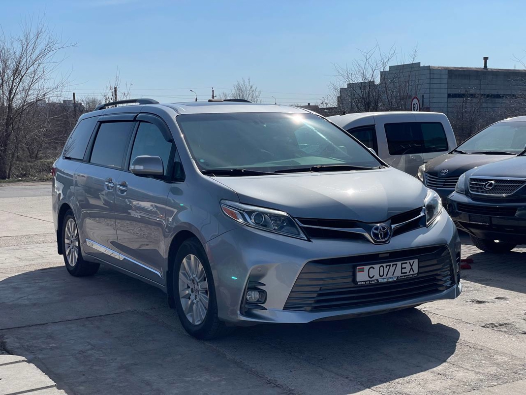 Toyota Sienna