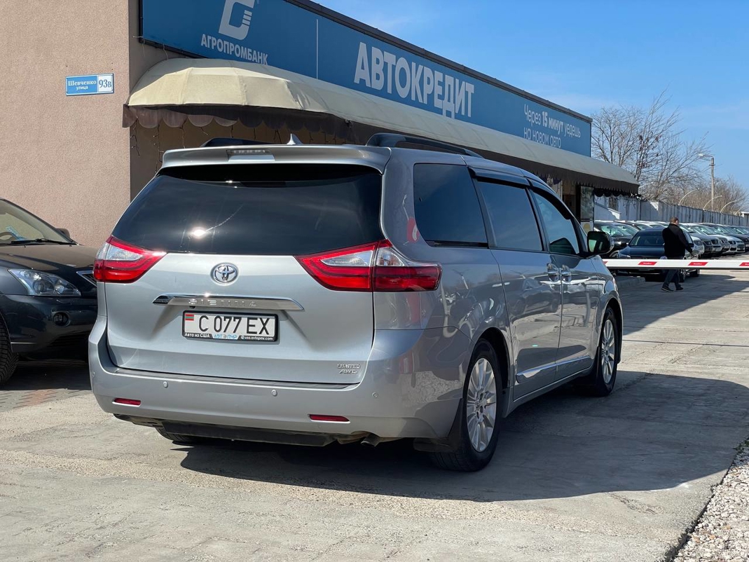 Toyota Sienna