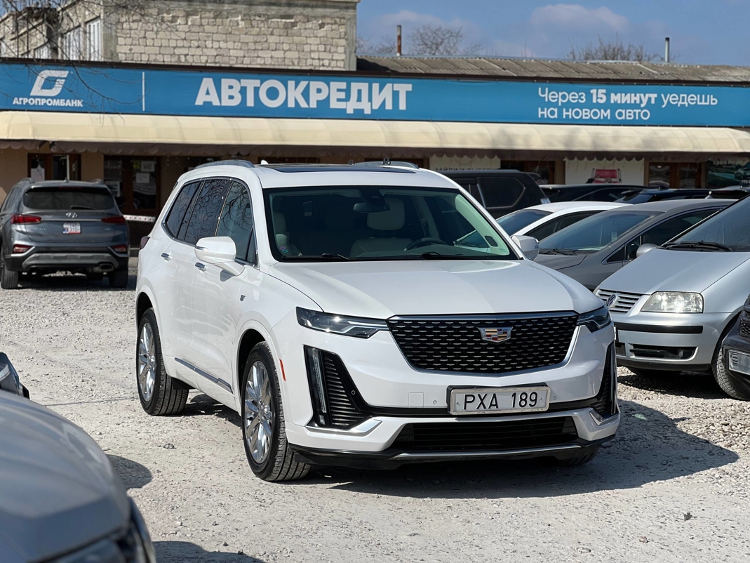 Cadillac XT6