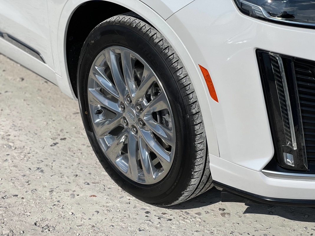 Cadillac XT6