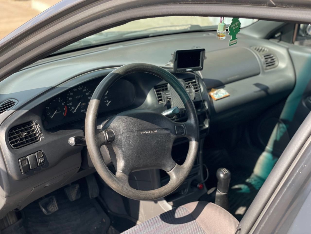 Mazda 323