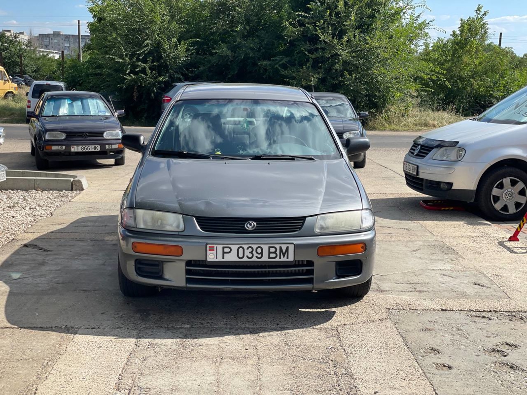 Mazda 323