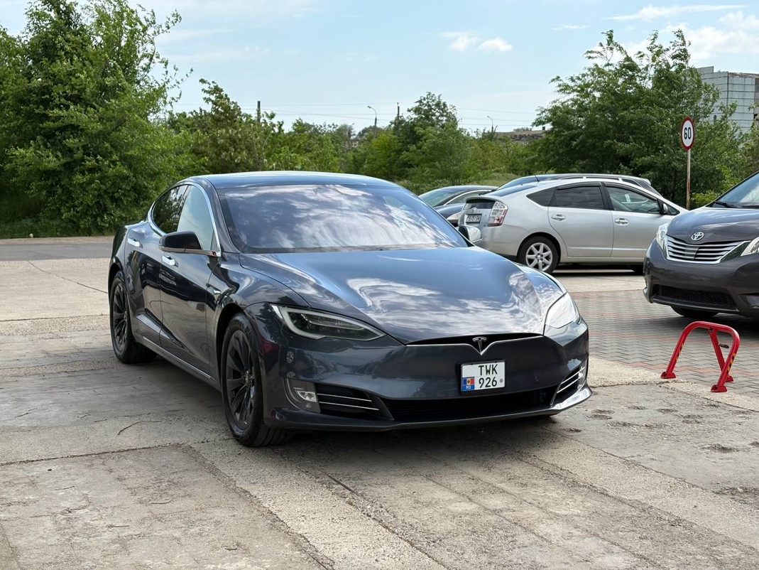 Tesla Model S 100D