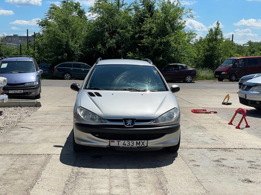 Peugeot 206