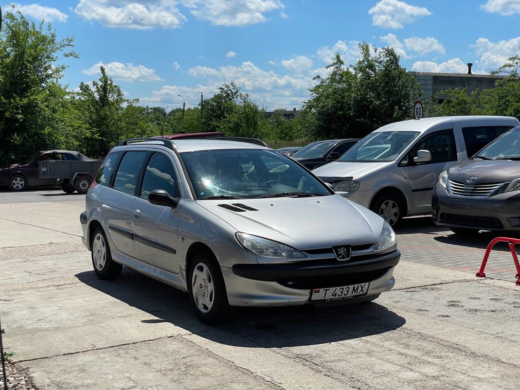 Peugeot 206