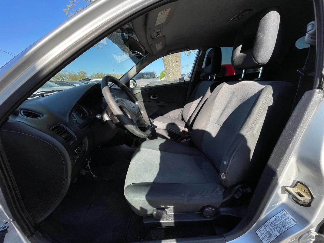 Mitsubishi Carisma