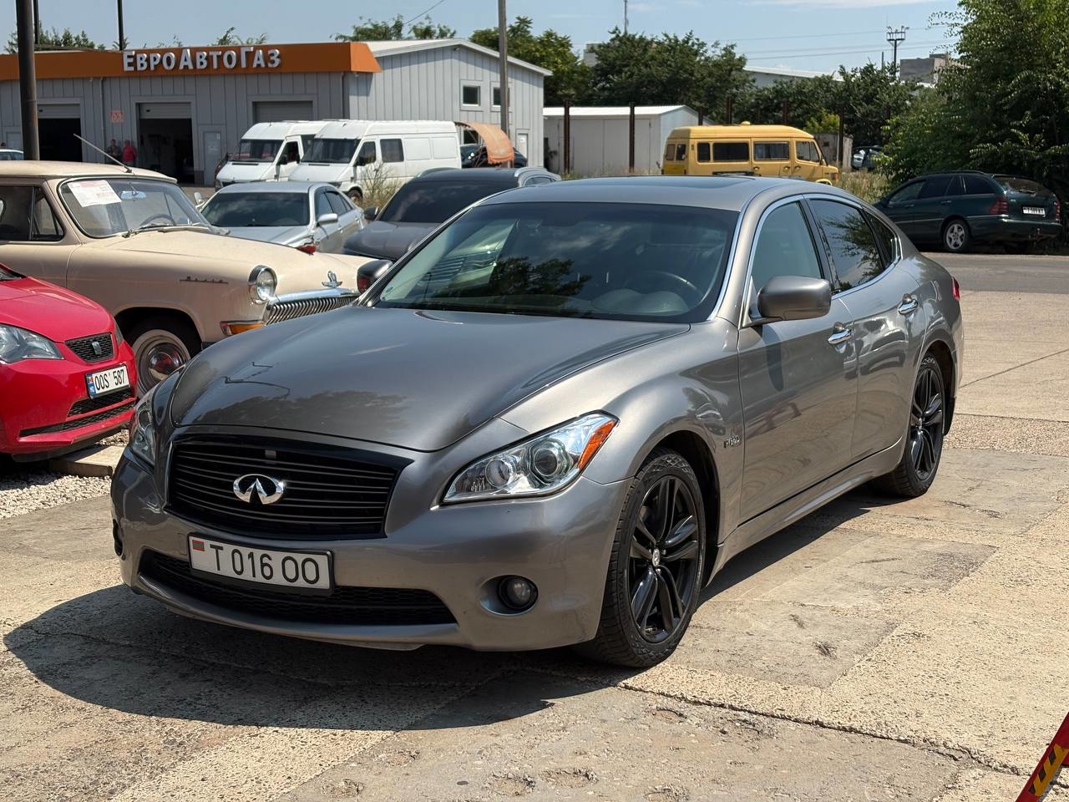 Infiniti M35h(Доступен в Автокредит)