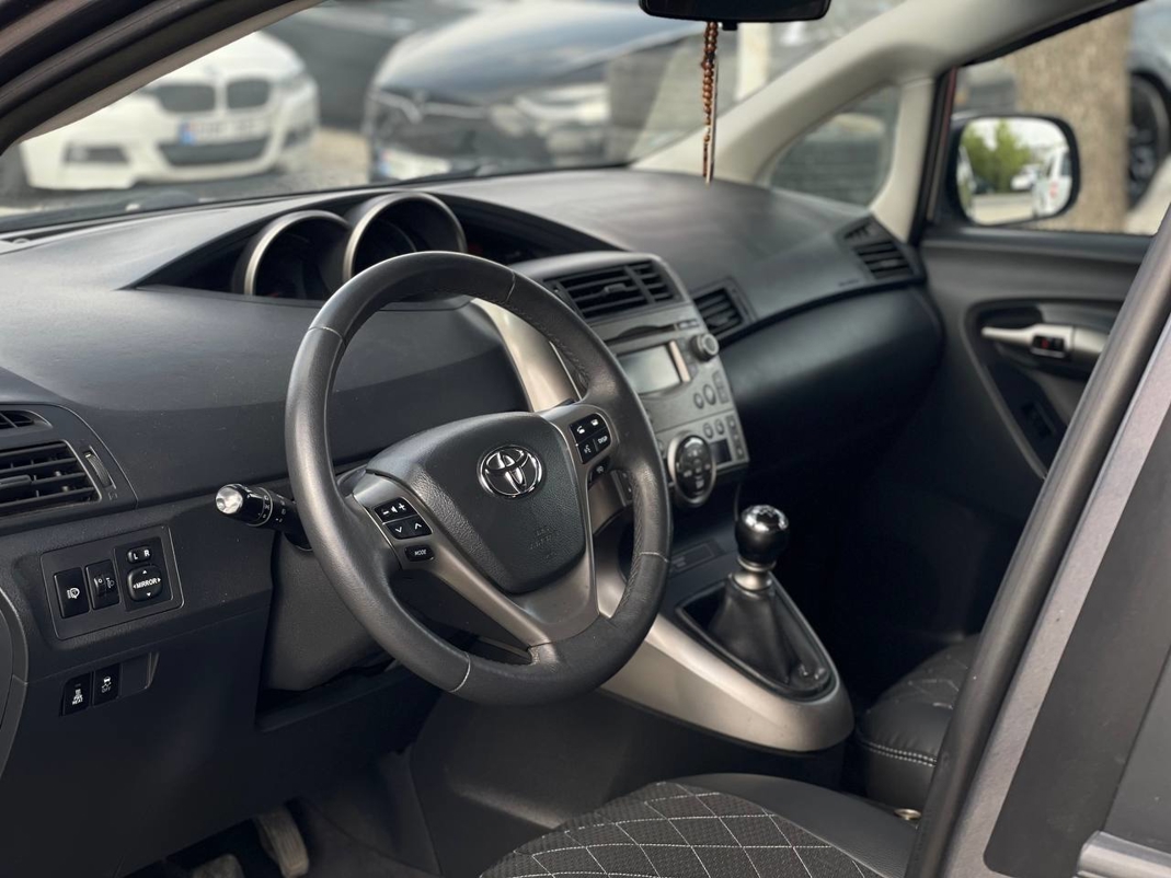 Toyota Verso