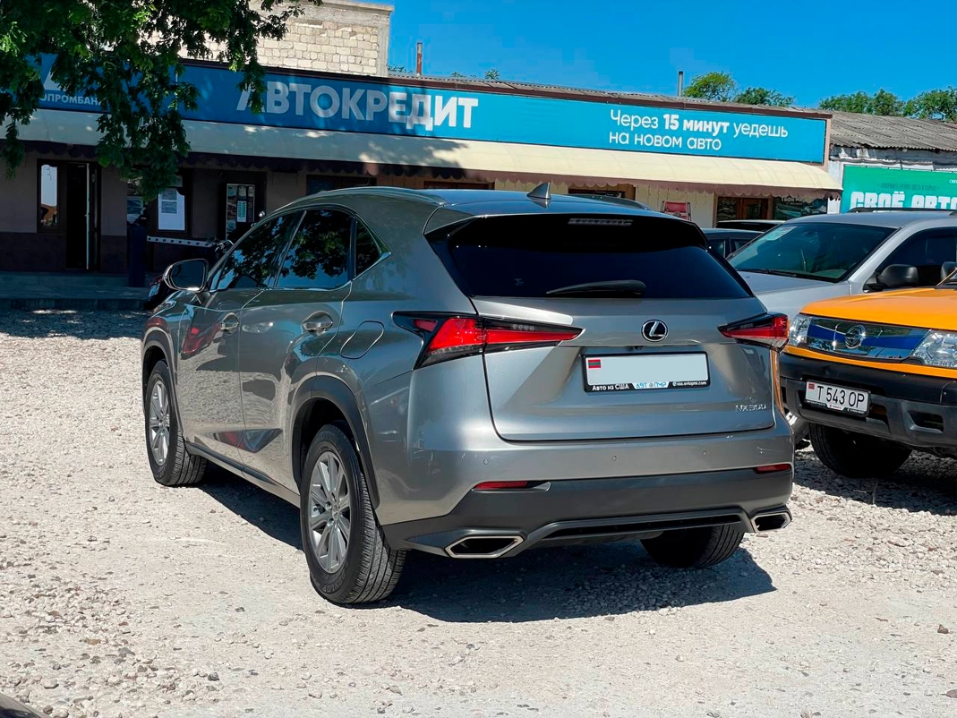 Lexus NX300
