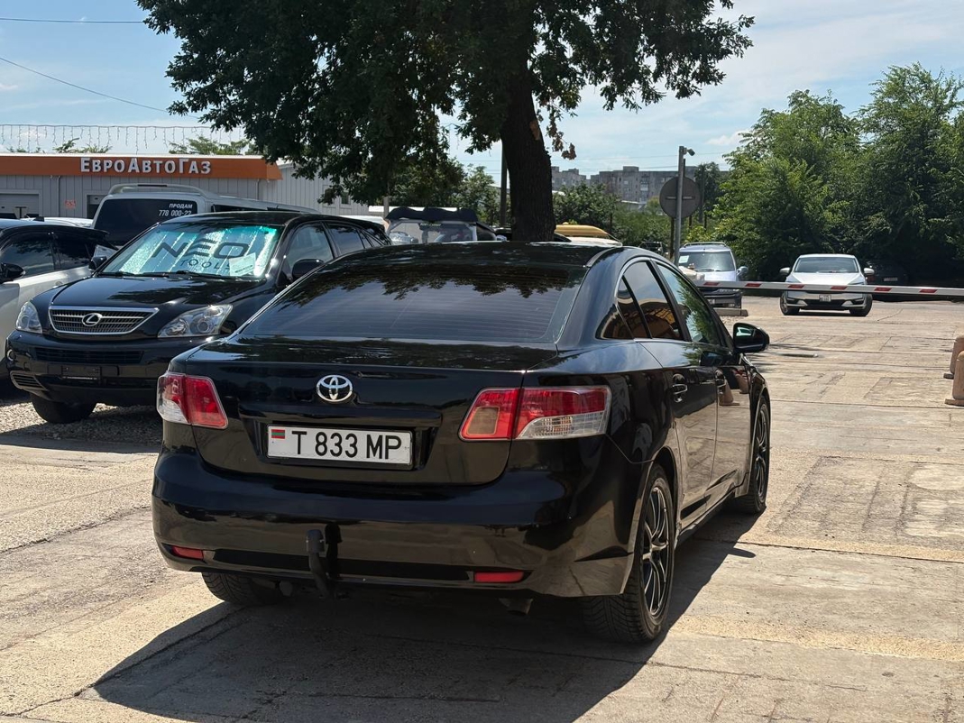 Toyota Avensis T27