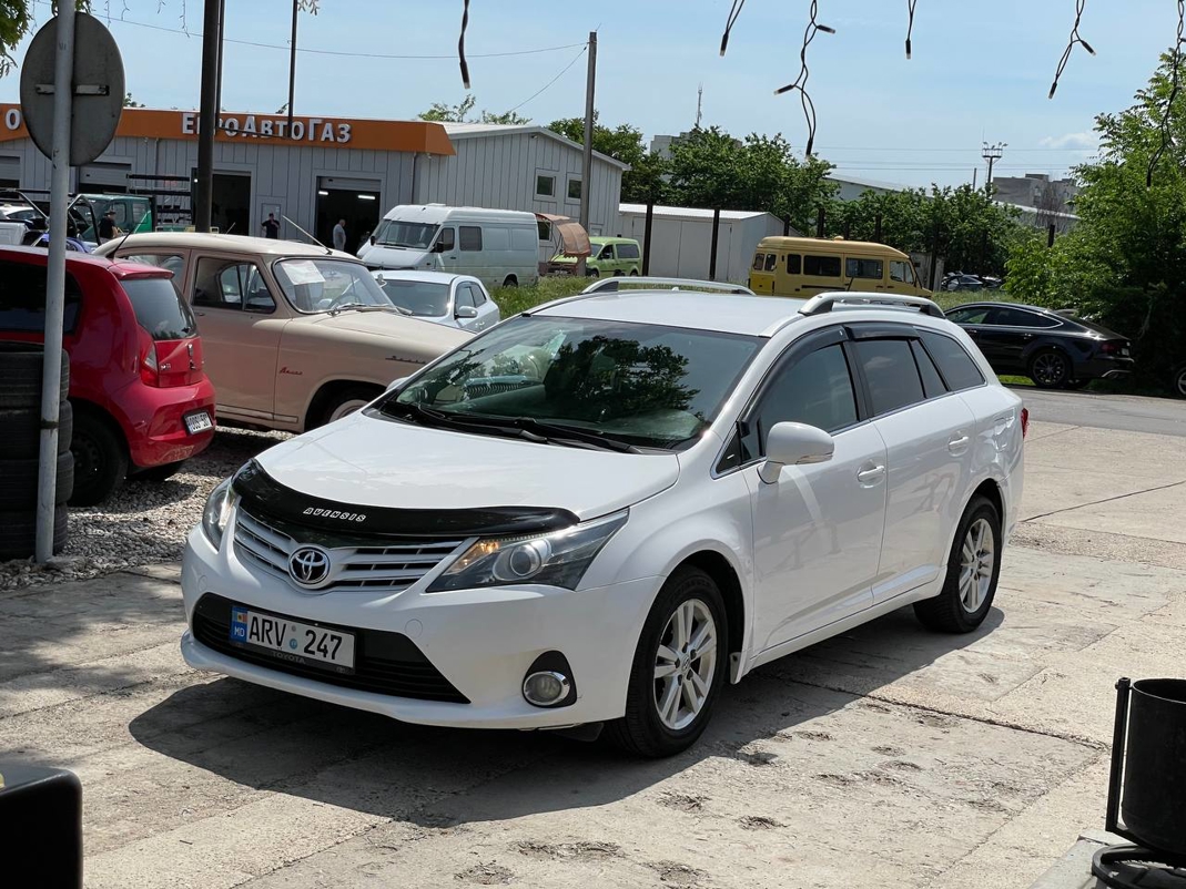 Toyota Avensis T27
