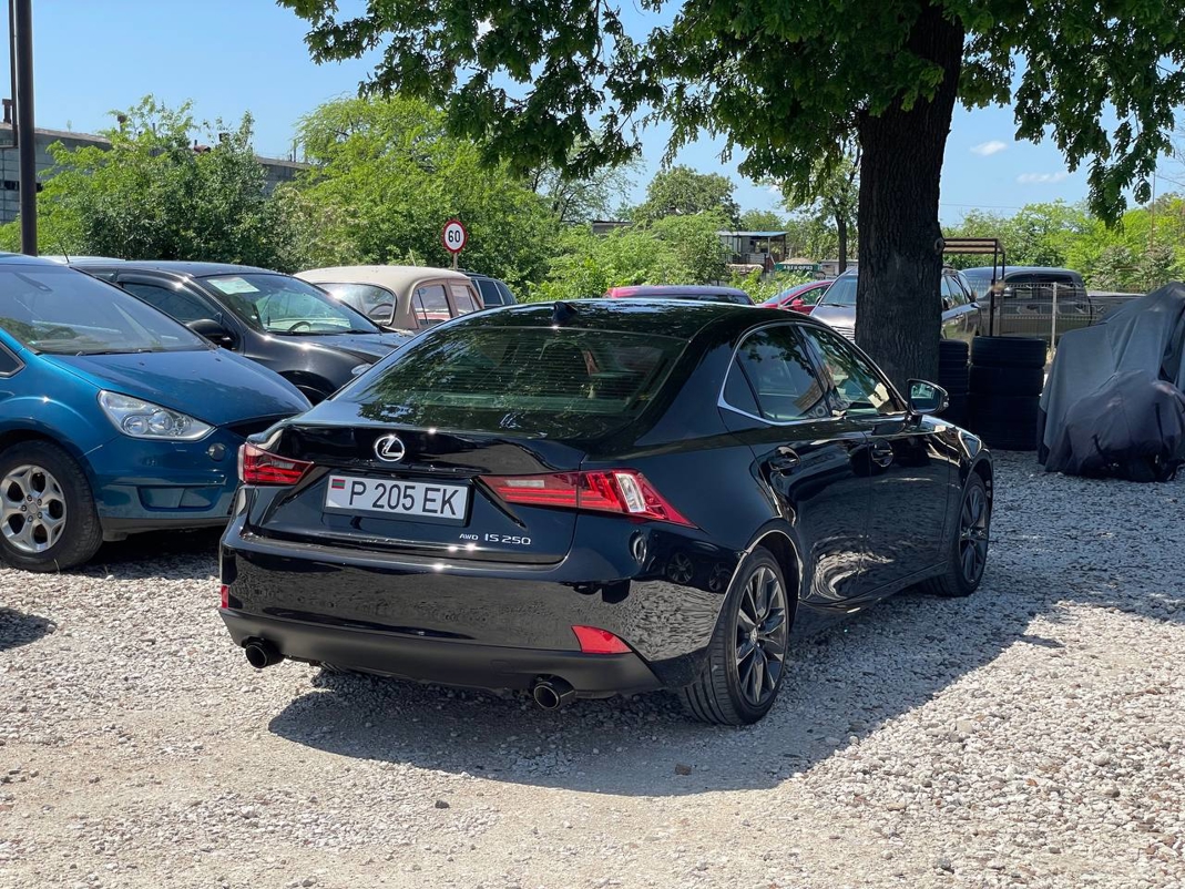 Lexus IS250