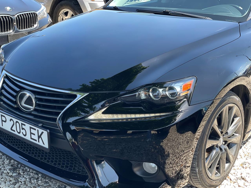 Lexus IS250