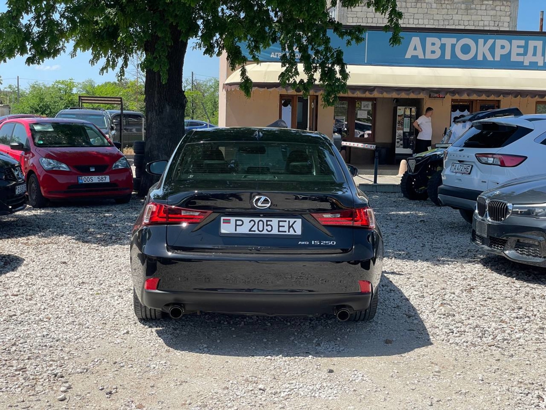 Lexus IS250