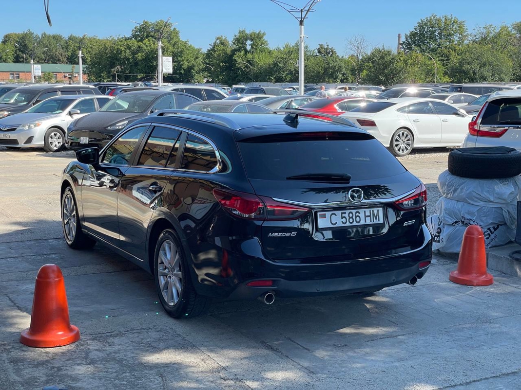 Mazda 6