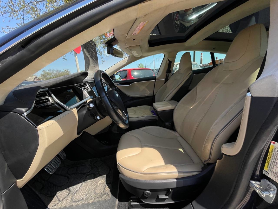 Tesla Model S P85+