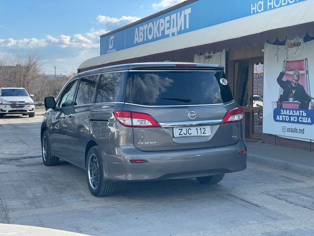Nissan Quest