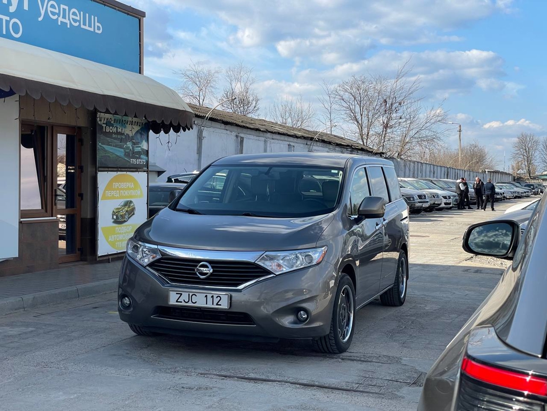 Nissan Quest
