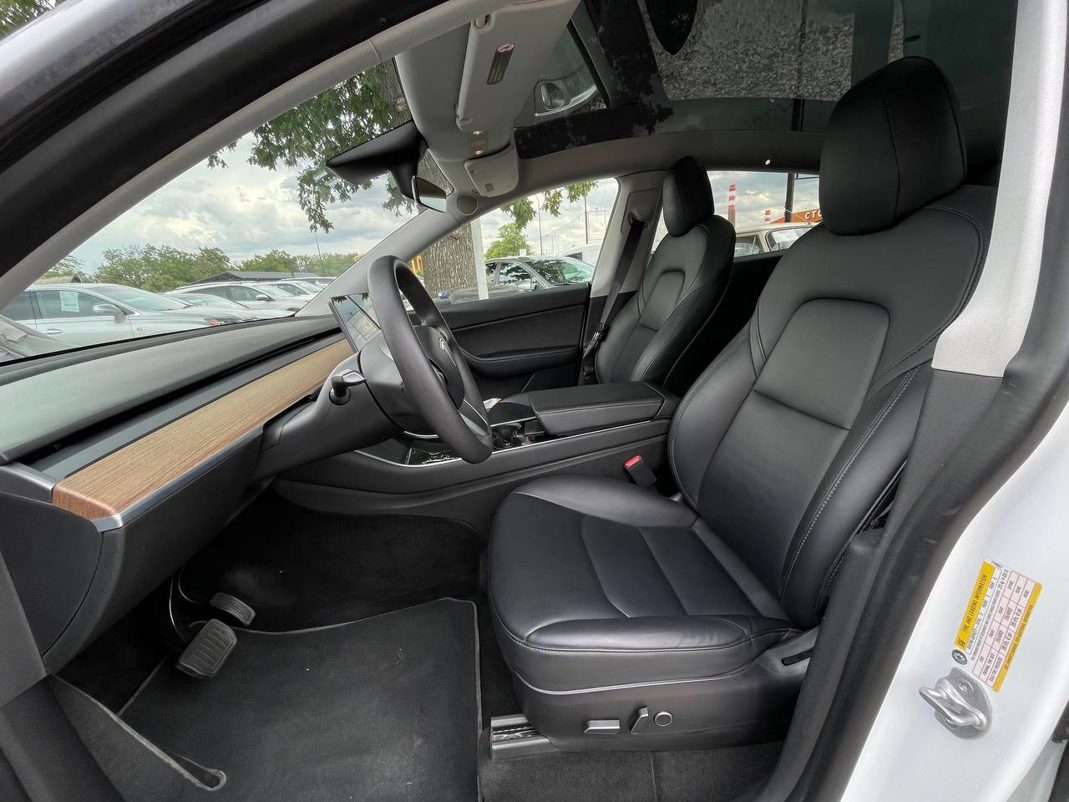 Tesla Model Y Long Range