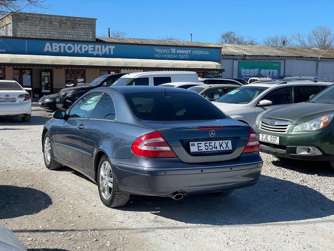 Mercedes Benz CLK240