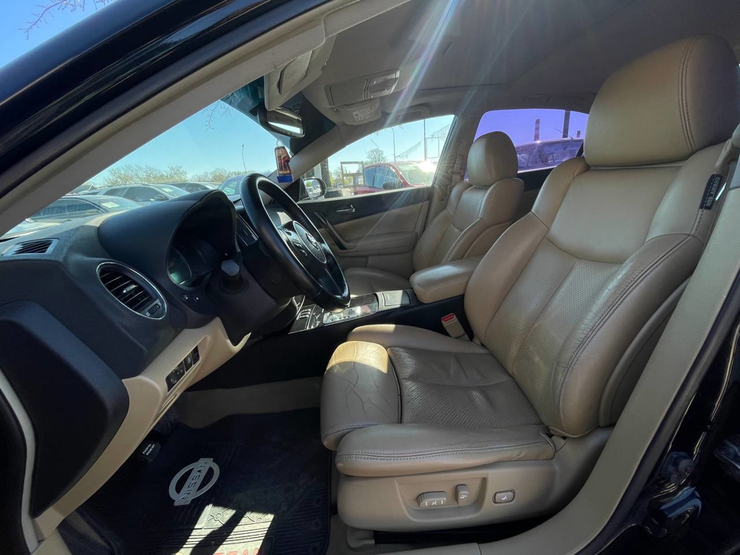 Nissan Maxima
