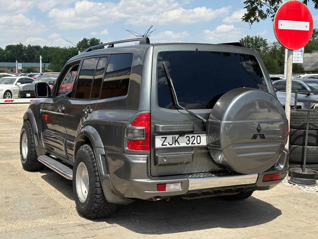 Mitsubishi Pajero