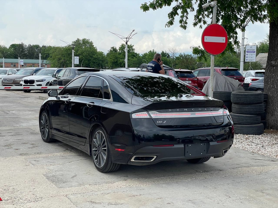 Lincoln MKZ