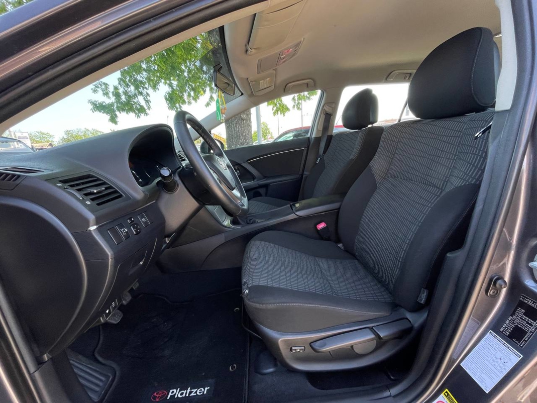 Toyota Avensis T27
