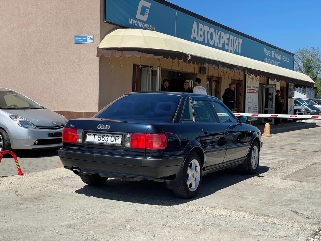 Audi 80