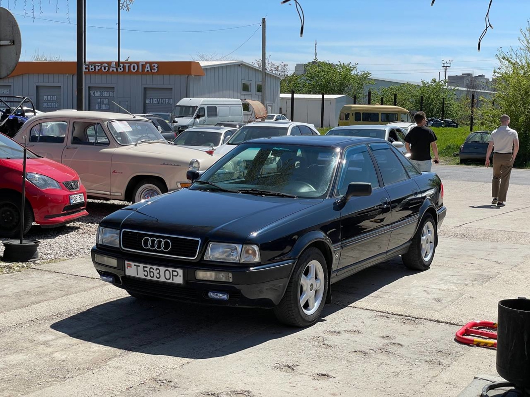 Audi 80