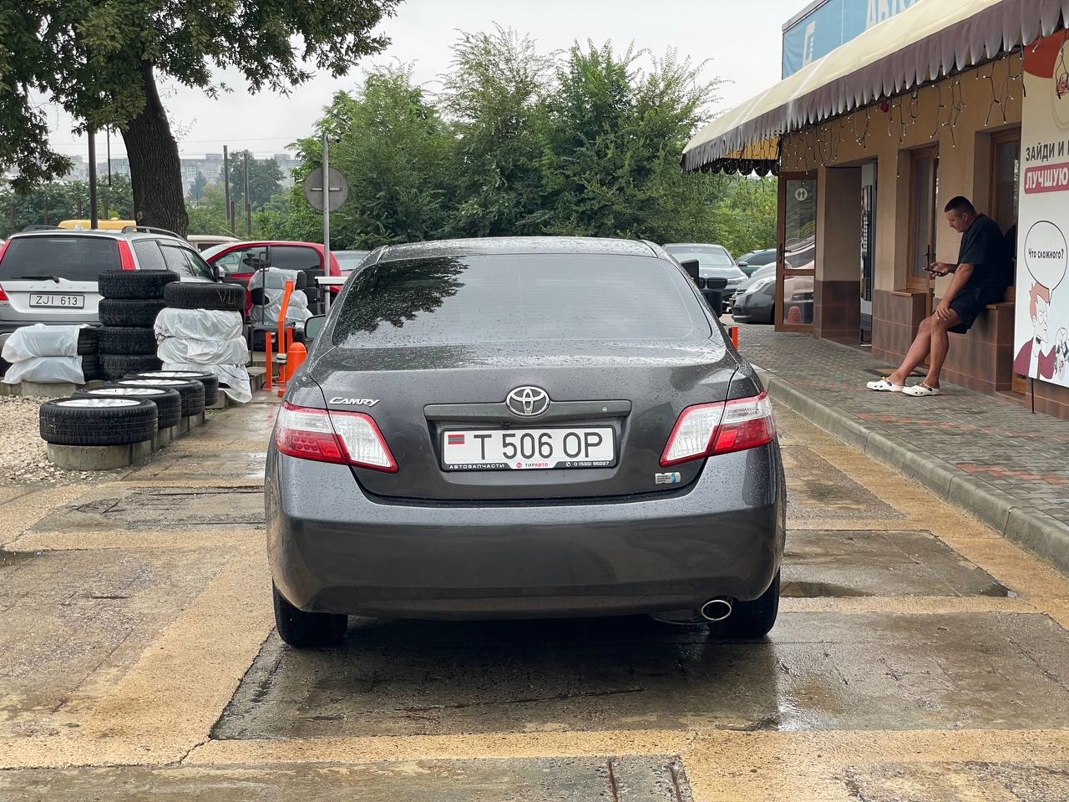 Toyota Camry 40